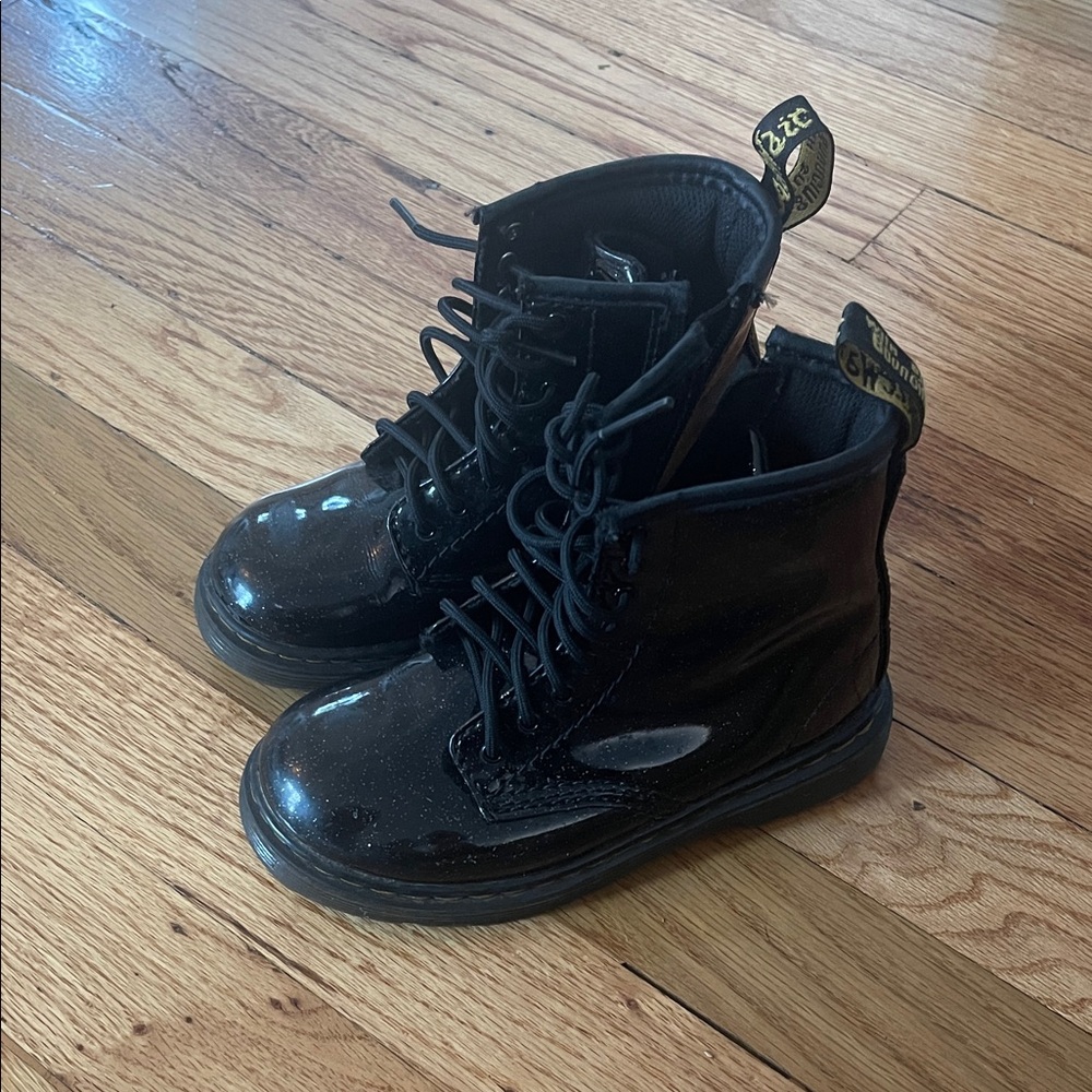 Dr. Martens Kids Shiny Black Boots